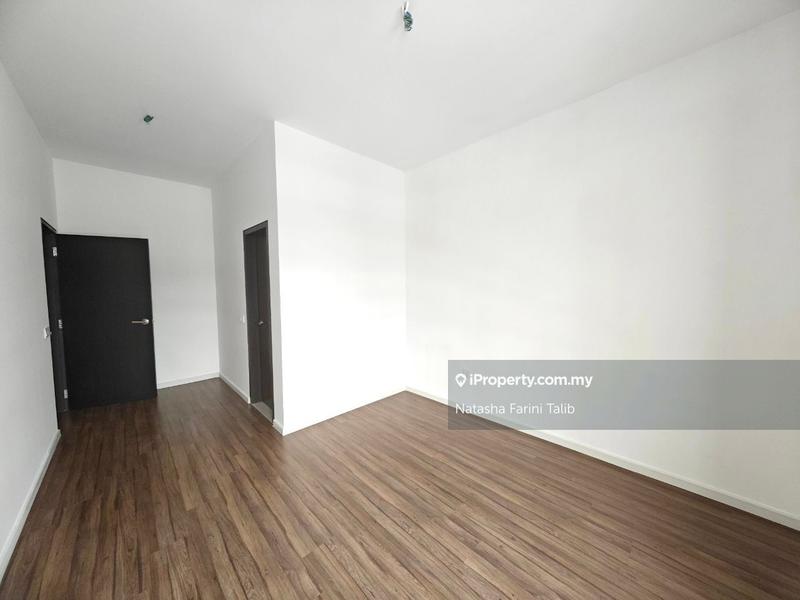 Rumah Teres 2-Tingkat untuk Dijual di Anisa Serenia City, Sepang oleh Natasha Farini Talib - iProperty.com.my