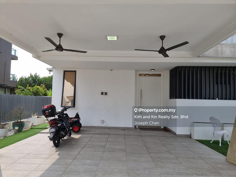 Rumah Teres 3-Tingkat untuk Dijual di Laman Glenmarie, Shah Alam oleh Joseph Chan - iProperty.com.my