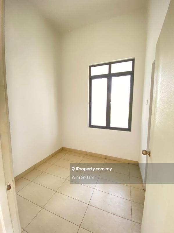 3-storey Terraced House for Sale in Lakeclub Parkhomes Rawang, Rawang by Winson Tam - iProperty.com.my