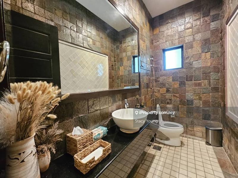 Bungalow House for Sale in Country Heights, Kajang by Stacy Young - iProperty.com.my