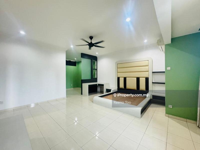 Rumah Berangkai 2.5 Tingkat untuk Dijual di Bandar Bukit Tinggi 2, Klang oleh Reeno Too - iProperty.com.my