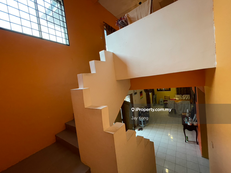 Semi-Detached House for Sale in Bandar Putra Permai, Seri Kembangan by Jay Kong - iProperty.com.my