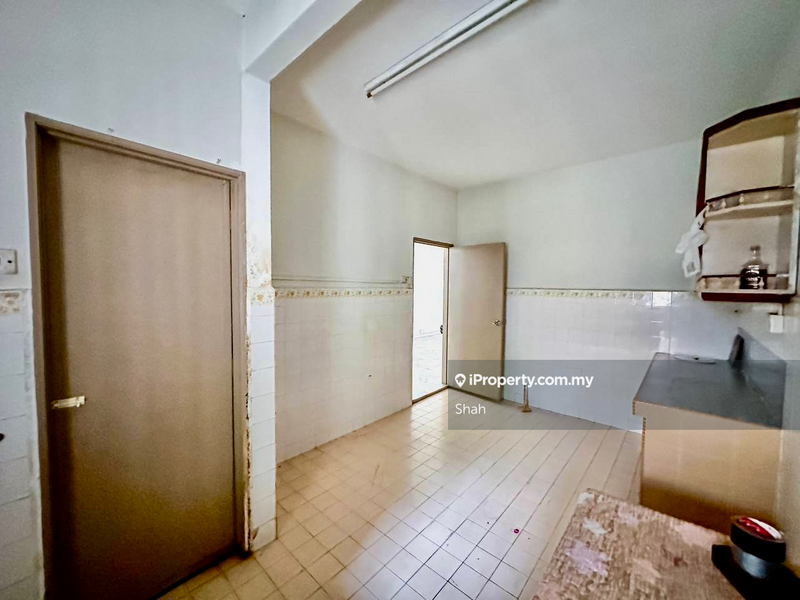 Rumah Teres 2-Tingkat untuk Dijual di Kelana Jaya, Petaling Jaya oleh Shah - iProperty.com.my
