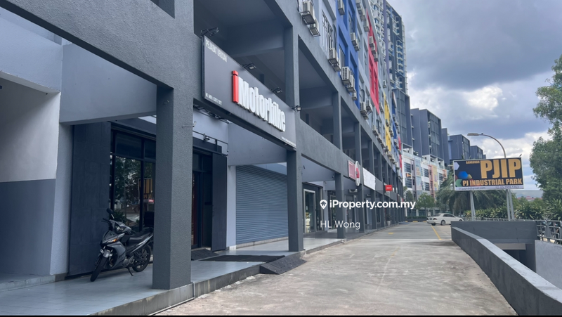 Shop / Office for Sale in Section 13, Petaling Jaya by HL Wong - iProperty.com.my