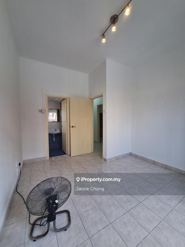 Apartment for Sale in Pangsapuri Lotus (Teratai) by Jackie Chong - iProperty.com.my