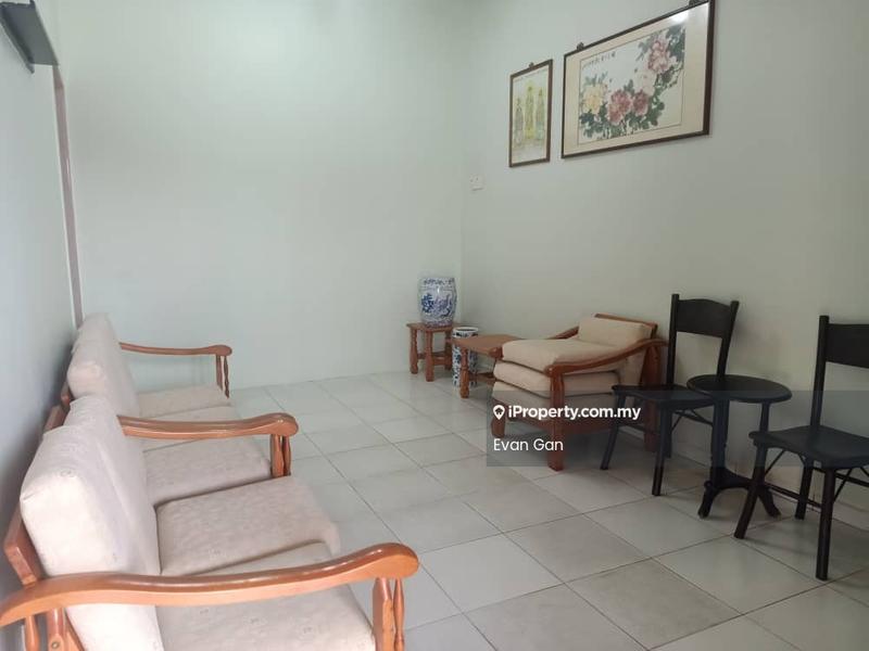 Rumah Teres 1-Tingkat untuk Dijual di Ujong Pasir, Melaka oleh Evan Gan - Living Room - iProperty.com.my