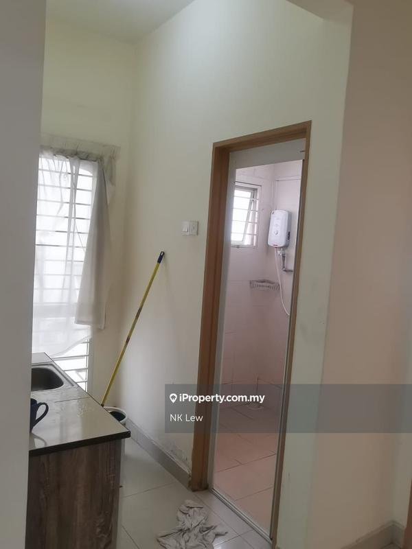 Kondominium untuk Dijual di Bayan Villa, Seri Kembangan oleh NK Lew - iProperty.com.my