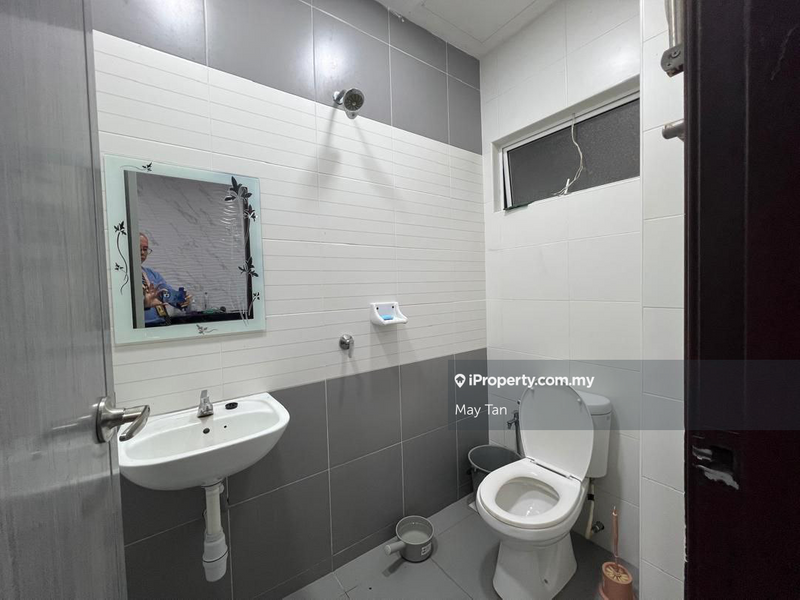 Rumah Berkembar untuk Dijual di Taman delima 3, Kluang oleh May Tan - iProperty.com.my