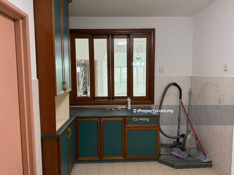 For Sale - Sri Intan 2