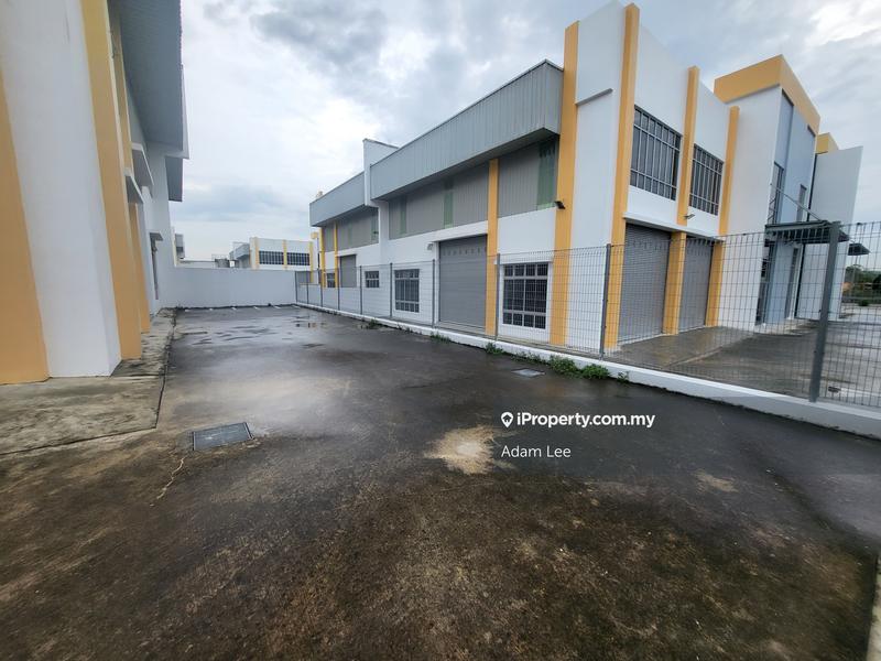 Kilang Teres untuk Dijual di Kawasan Perindustrian Pasir Gudang, Pasir Gudang oleh Adam Lee - iProperty.com.my