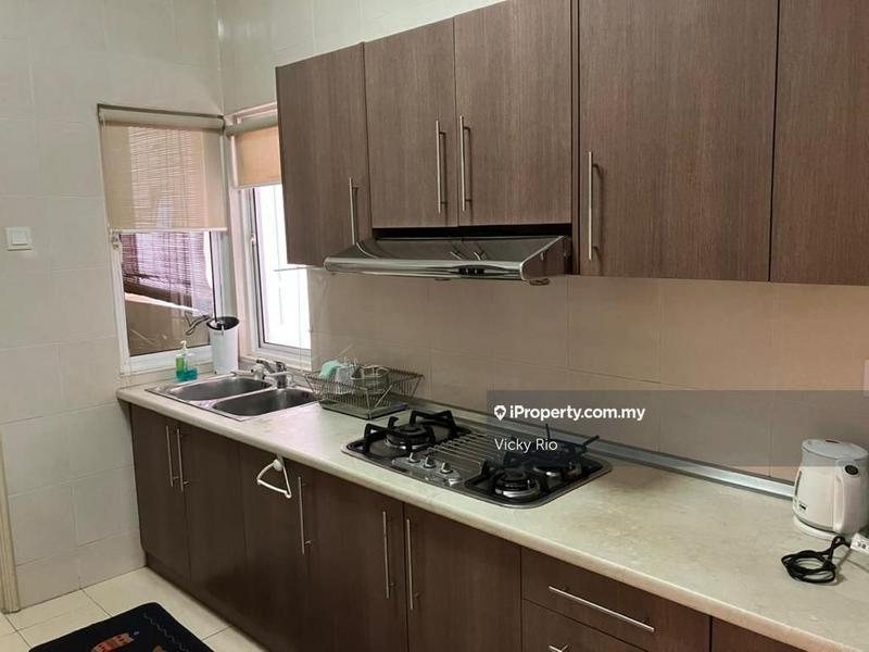 Residensi Servis untuk Dijual di Waldorf Tower oleh Vicky Rio - iProperty.com.my