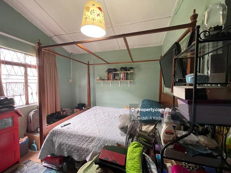Bungalow House untuk Dijual di SS1, Petaling Jaya oleh Zubaidah A Kadir - iProperty.com.my