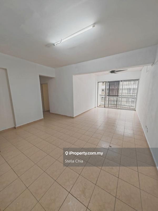 For Sale - Putri Ria Apartment