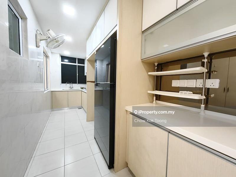 For Sale - Koi Kinrara