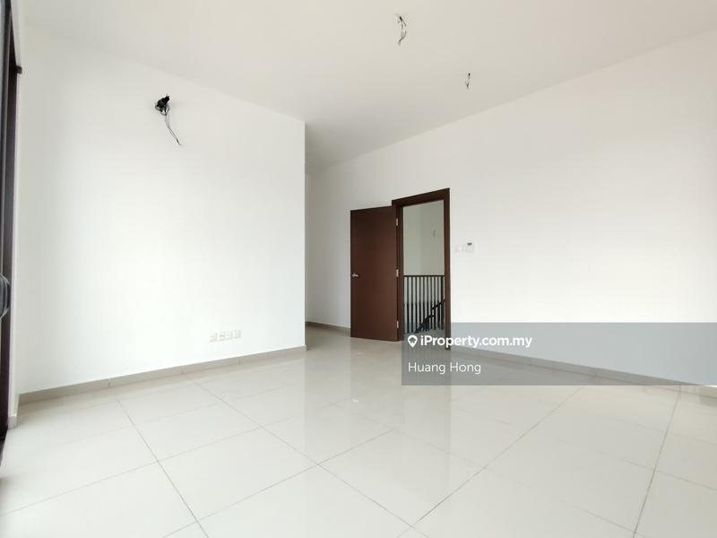 Rumah Teres 2-Tingkat untuk Dijual di Setia Safiro, Cyberjaya oleh Huang Hong - iProperty.com.my