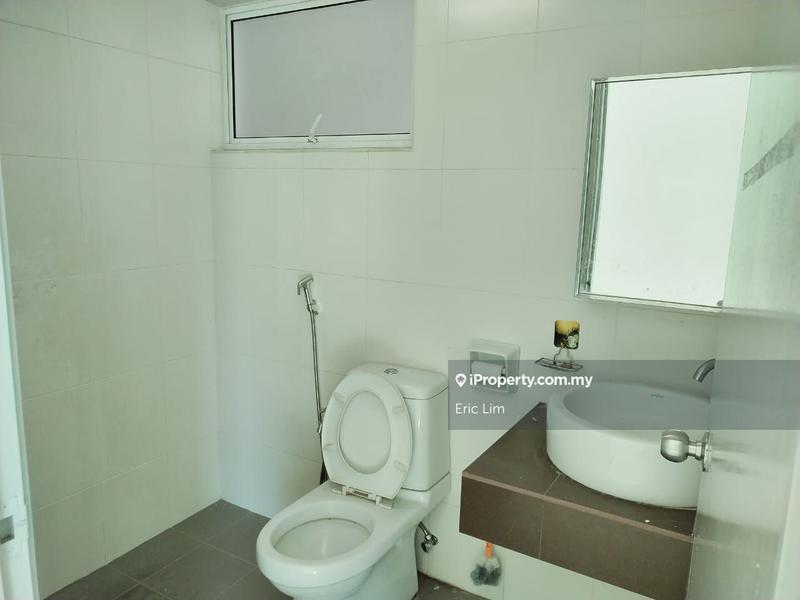 Rumah Bandar untuk Dijual di Chestwood Terrace 1, Bandar Utama, Kayu Ara oleh Eric Lim - iProperty.com.my