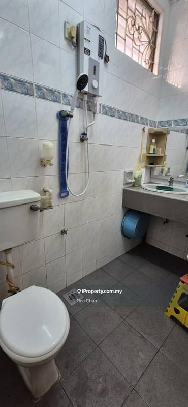 1-storey Terraced House for Sale in Taman Ayer Keroh Height, Bukit Katil by Rea Chan - iProperty.com.my