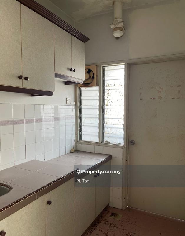 For Sale - Akasia Apartment