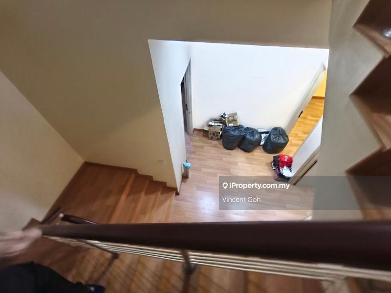 Rumah Berangkai 3 Tingkat untuk Dijual di Perdana Residence 2, Batu Caves oleh Vincent Goh - iProperty.com.my