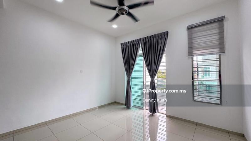 Rumah Berkembar untuk Dijual di Taman Sialang, Tangkak oleh Danny Kuah - iProperty.com.my
