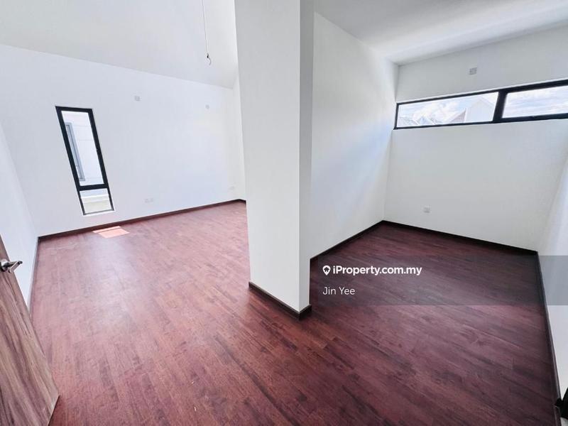 Rumah Berkembar untuk Dijual di Elmina, Shah Alam oleh Jin Yee - iProperty.com.my