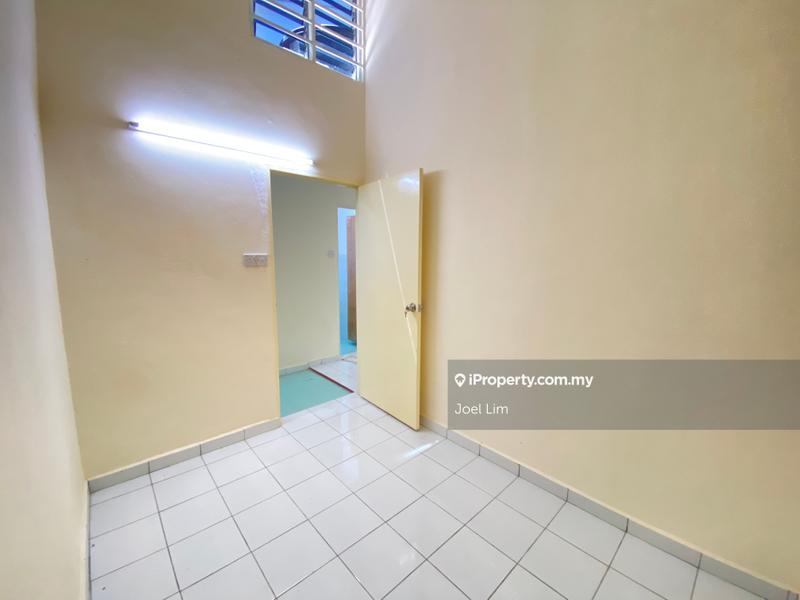 1-storey Terraced House for Sale in Taman Telok, Telok Panglima Garang by Joel Lim - iProperty.com.my