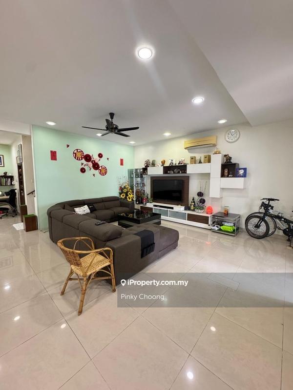 Rumah Berkembar untuk Dijual di Valencia, Sungai Buloh oleh Pinky Choong - iProperty.com.my