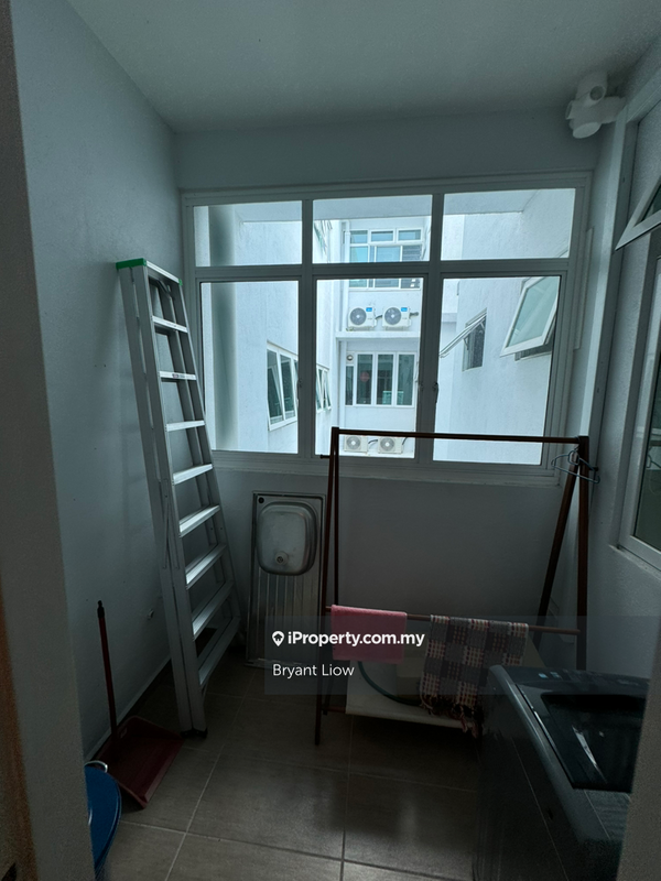 Service Residence for Sale in Parkland Residence by Bryant Liow - iProperty.com.my