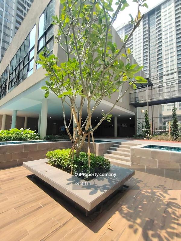 Kediaman Servis untuk Dijual di Vision City Youth City oleh Kent Tan - iProperty.com.my