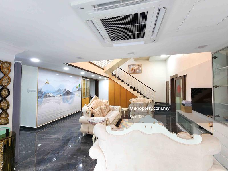 3-storey Terraced House for Sale in Lake Fields, Sungai Besi by Suki Tan - iProperty.com.my