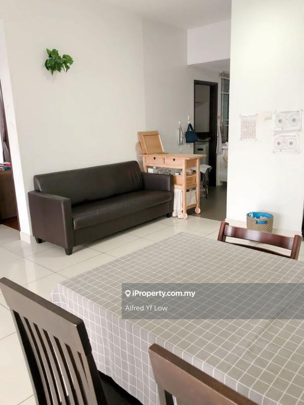 Residensi Servis untuk Dijual di Molek Pulai oleh Alfred Yf Low - iProperty.com.my