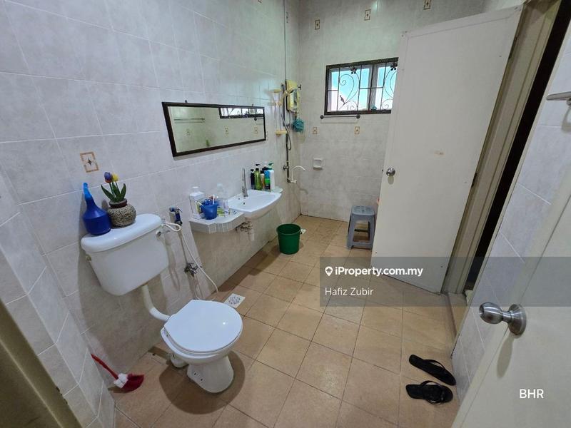 Banglo untuk Dijual di Bandar Seri Putra, Bangi oleh Hafiz Zubir - iProperty.com.my