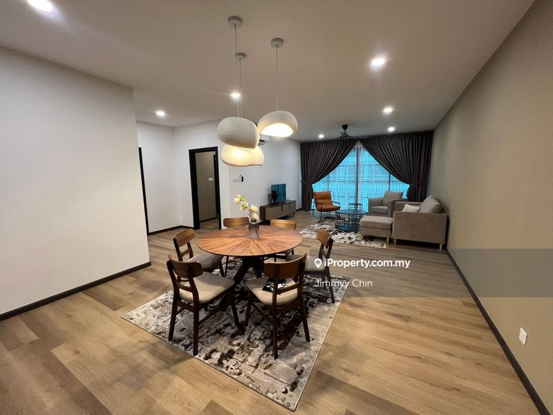 For Sale - Sapphire On The Park