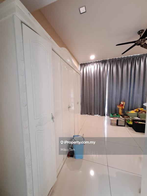 Rumah Teres 2-Tingkat untuk Dijual di Taman Lestari Putra, Seri Kembangan oleh Miko Teh - iProperty.com.my