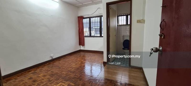Rumah Teres 2-Tingkat untuk Dijual di Taman Mayang, Petaling Jaya oleh Ivan Lee - iProperty.com.my