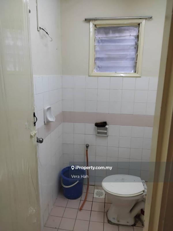 Pangsapuri untuk Dijual di Pelangi Court oleh Vera Hah - iProperty.com.my