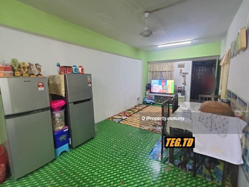 Rumah Flat untuk Dijual di Kelompok Camar oleh Darren Tan - iProperty.com.my