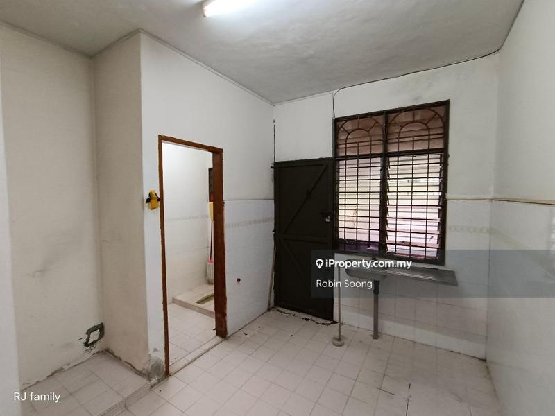 2-storey Terraced House for Sale in Ujong Pasir, Melaka by Robin Soong - iProperty.com.my