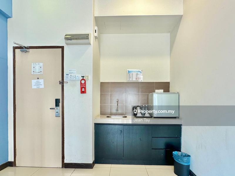 Service Residence for Sale in Bayou Lagoon Park Resort by Jean Tay - iProperty.com.my