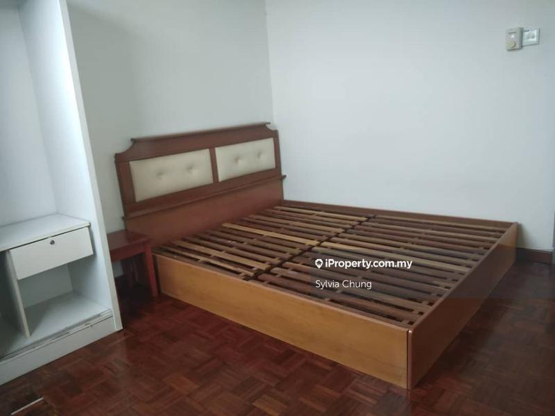 Apartment for Sale in University Apartment Phase 1 by Sylvia Chung - iProperty.com.my