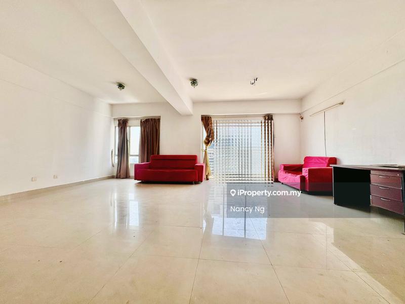 Condominium for Sale in Sea View Tower by Nancy Ng - Living Room - iProperty.com.my