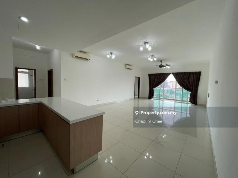 For Sale - Sri Putramas III / Royal Regent