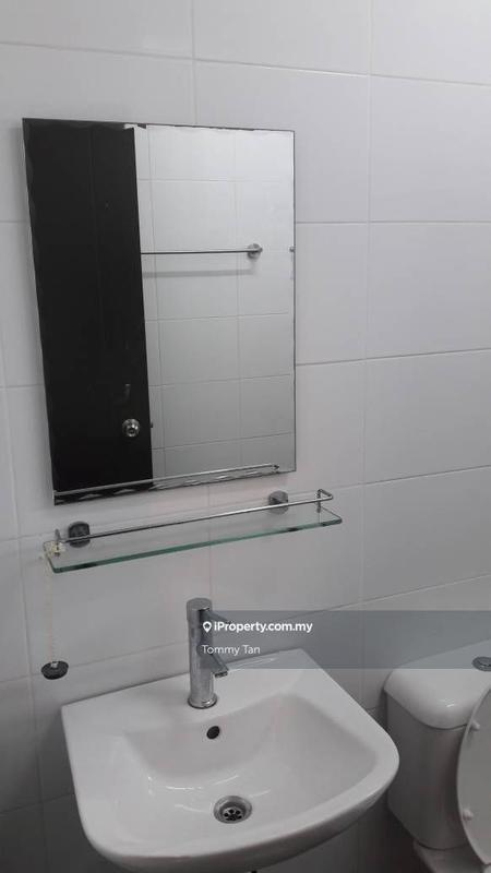 Condominium for Sale in Lagoon Suites by Tommy Tan - iProperty.com.my