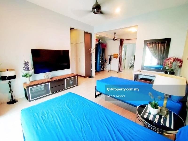 Rumah Teres 3-Tingkat untuk Dijual di Denai Alam, Shah Alam oleh Azhar Mohd - iProperty.com.my