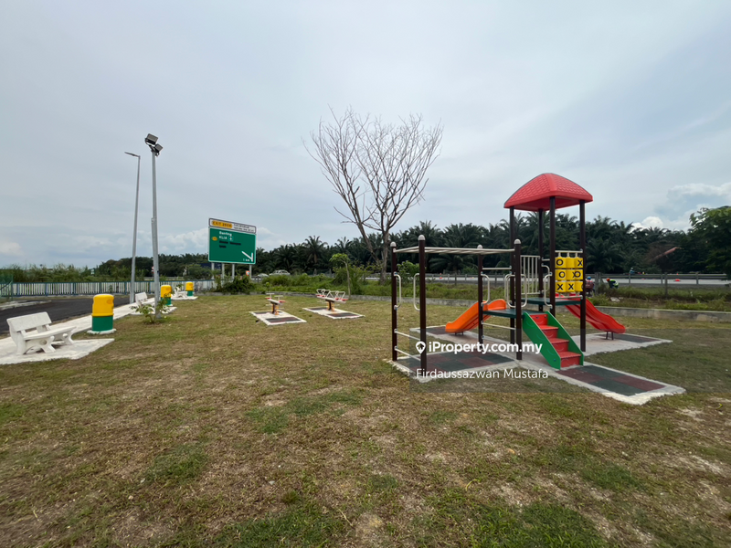 Rumah Berangkai 1 Tingkat untuk Dijual di Taman Satria, Telok Panglima Garang oleh Firdaussazwan Mustafa - iProperty.com.my