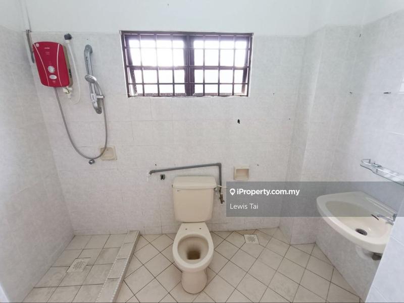 Rumah Berangkai 2 Tingkat untuk Dijual di Desa Tebrau, Johor Bahru oleh Lewis Tai - iProperty.com.my