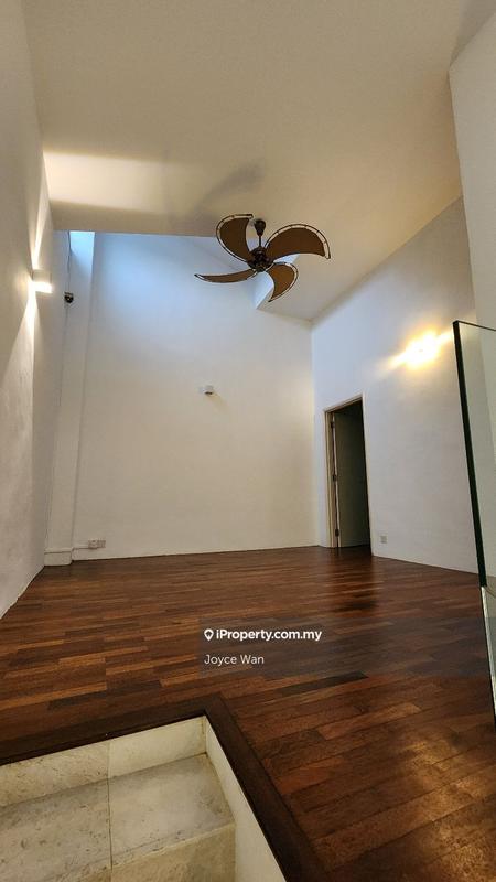 Rumah Berangkai 2 Tingkat untuk Dijual di nu4n6, Damansara Heights oleh Joyce Wan - iProperty.com.my