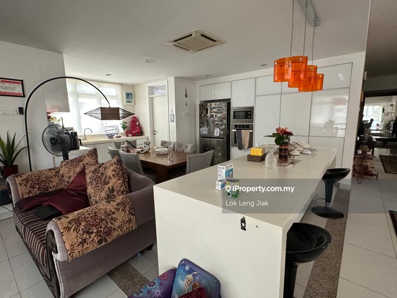 For Sale - Ceriaan Kiara