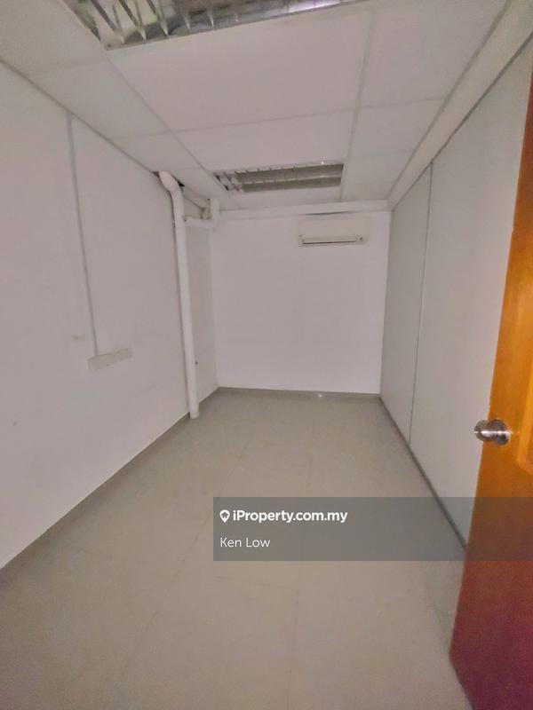 Shop for Sale in Taman Sungai Jelok, Kajang by Ken Low - iProperty.com.my