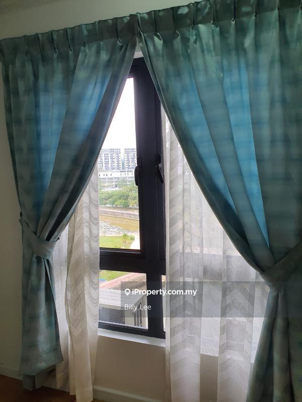 Kediaman Servis untuk Dijual di Suria Residence oleh Billy Lee - iProperty.com.my